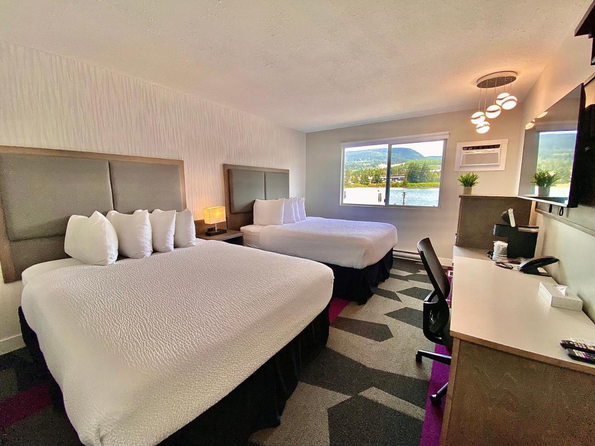 The Spot At Porpoise Bay Motel Sechelt Eksteriør billede